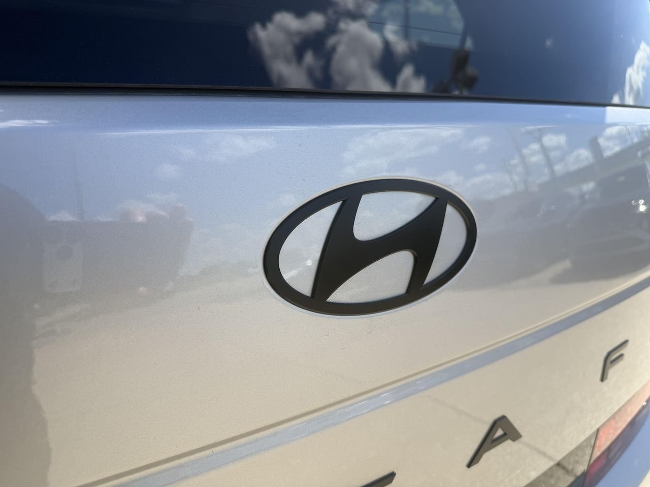 New 2026 Shimmering Silver Pearl Hyundai Calligraphy AWD image 8