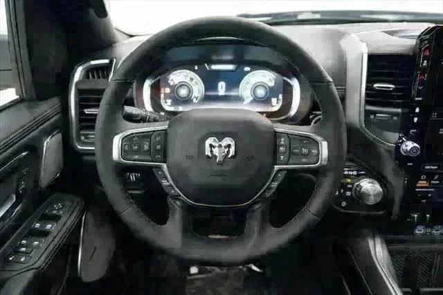 2026 RAM 1500 Laramie - Photo 15