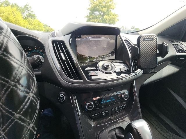 Used 2014 Silver Ford Titanium image 25