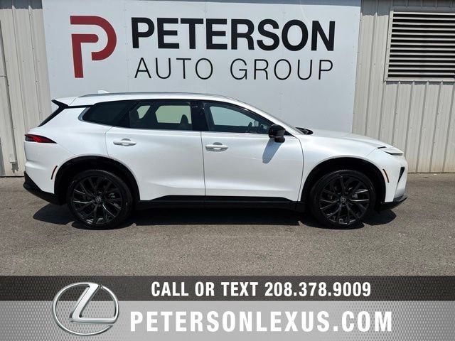 Used 2025 White Toyota Limited image 3