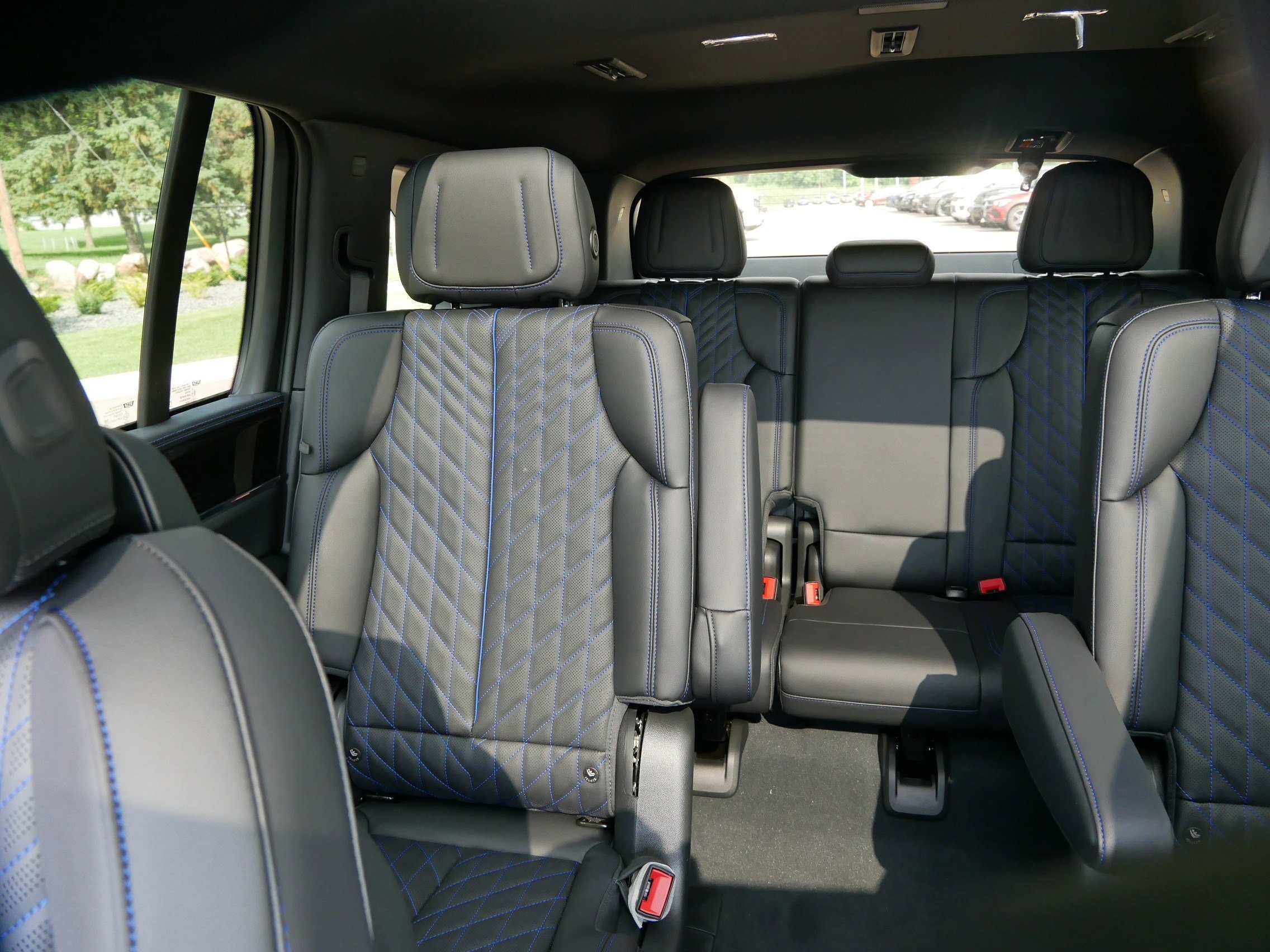 2026 Cadillac Escalade IQ Sport - Photo 10