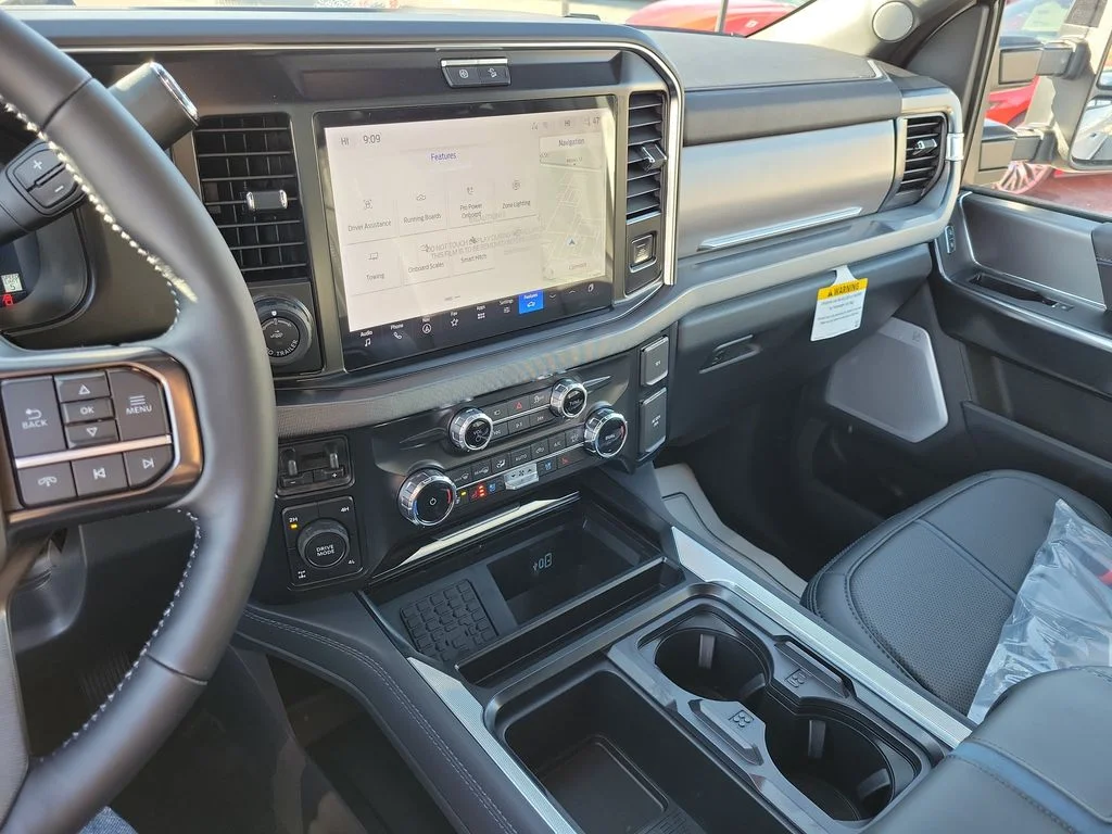 2026 Ford F-250 Super Duty Platinum - Photo 21