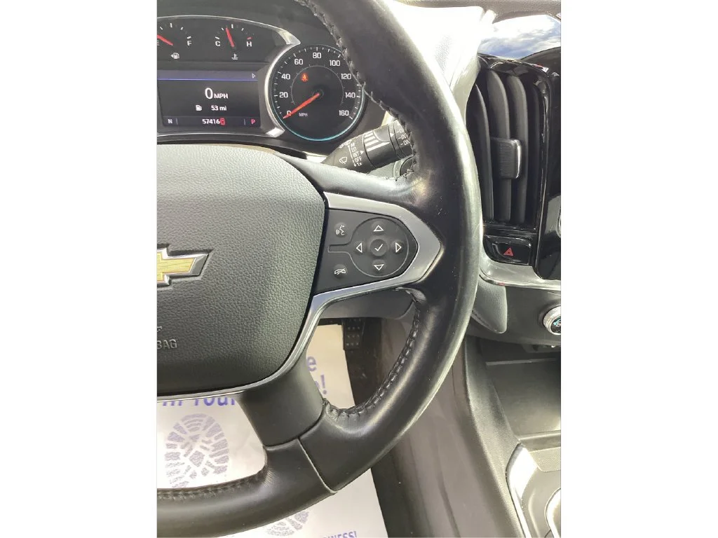 Used 2021 SILVER ICE METALLIC Chevrolet LT Cloth image 31