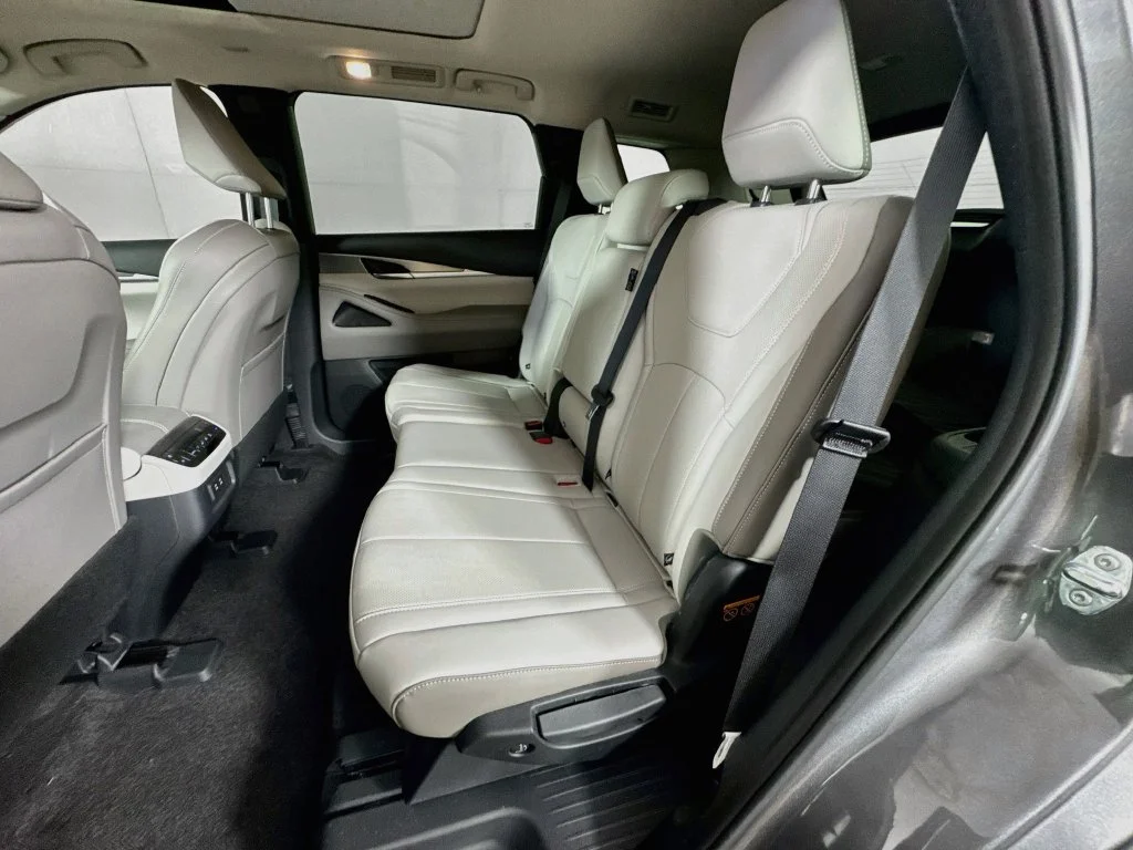 Certified Used 2027 Gray INFINITI PURE image 33