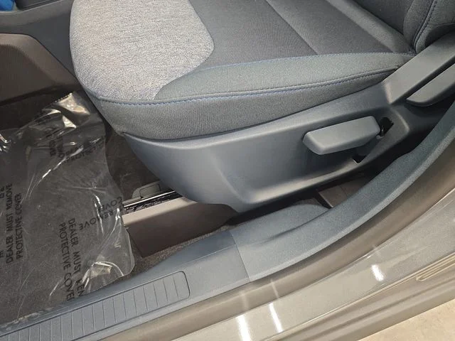 New 2026 Carbonized Gray Metallic Ford XLT image 38