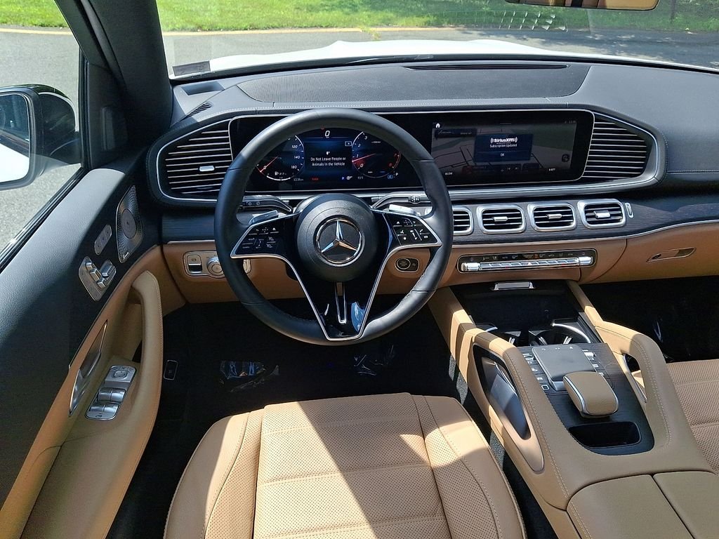 Certified Used 2026 Polar White Mercedes-Benz GLE 450 image 11