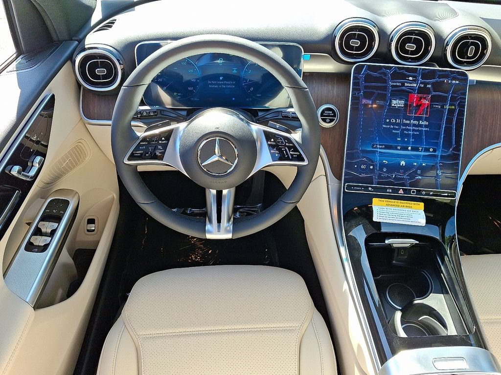 New 2026 Polar White Mercedes-Benz GLC 300 image 26