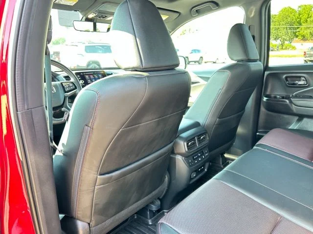 Used 2025  Honda Black Edition image 17