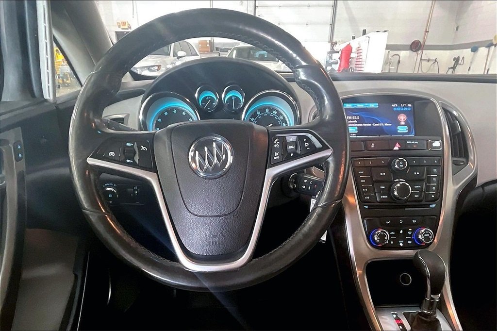 2013 BUICK VERANO - Image 3