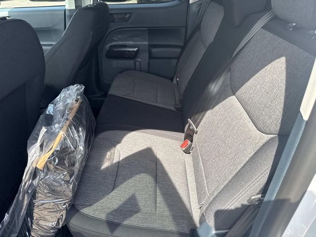 New 2026 Space White Metallic Ford XLT image 7