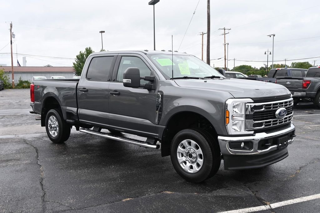 Used 2024 Gray Ford XLT image 7