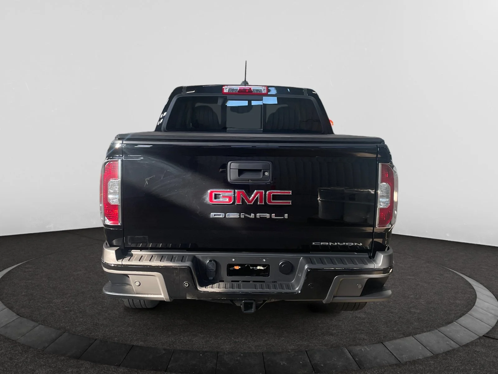 Used 2022 BLACK GMC Crew Cab 4WD DENALI image 4
