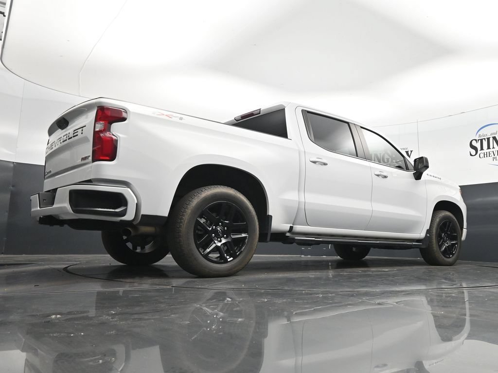 Used 2023 SUMMIT WHITE Chevrolet RST image 32