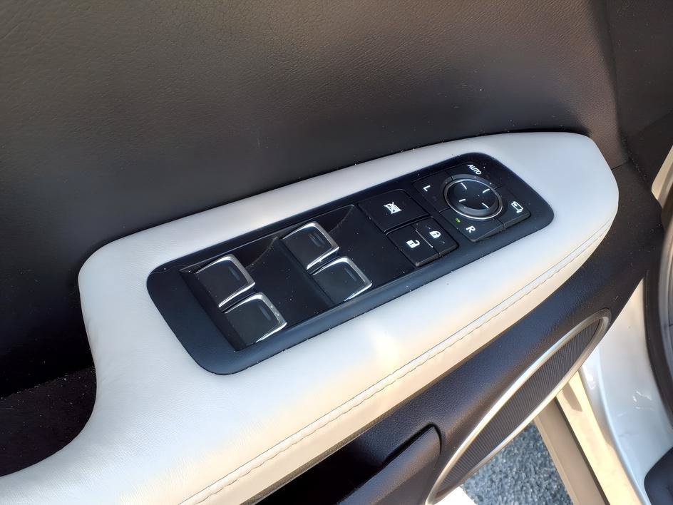 Used 2017 Cashmere Metallic Lexus RX 350 image 20
