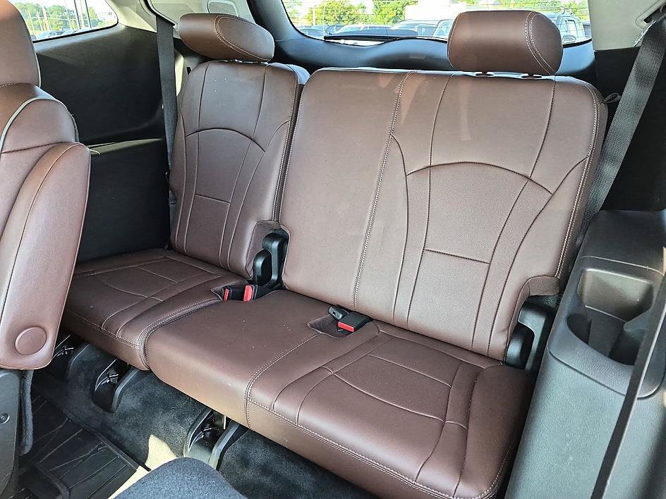 Certified Used 2019 Includes Satin Nickel lower exterior accent color.) Buick Avenir image 32