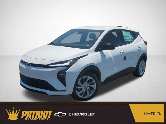 New 2027 Summit White Chevrolet LT image 1
