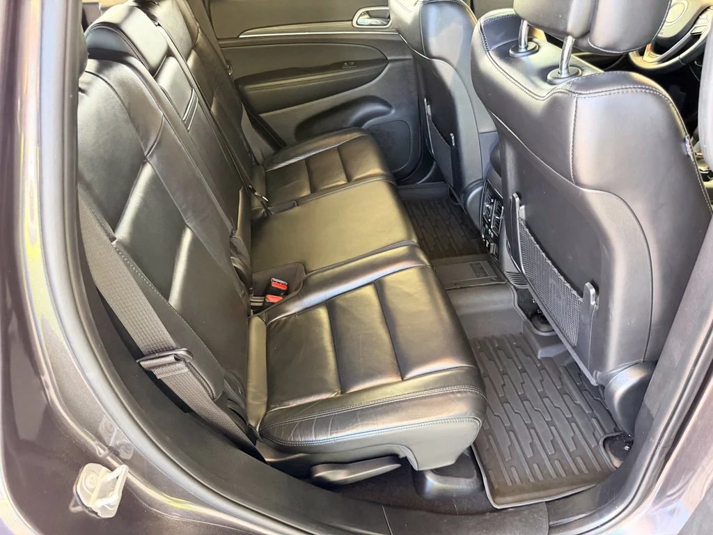 Used 2021 Gray Jeep Limited image 34