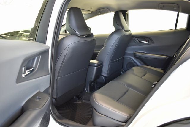 2026 Toyota Prius XLE - Photo 8