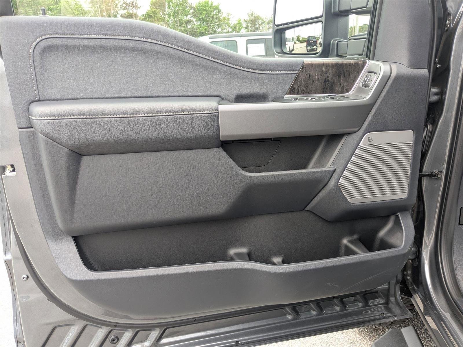 New 2026 Carbonized Gray Metallic Ford F-350® Lariat® image 11