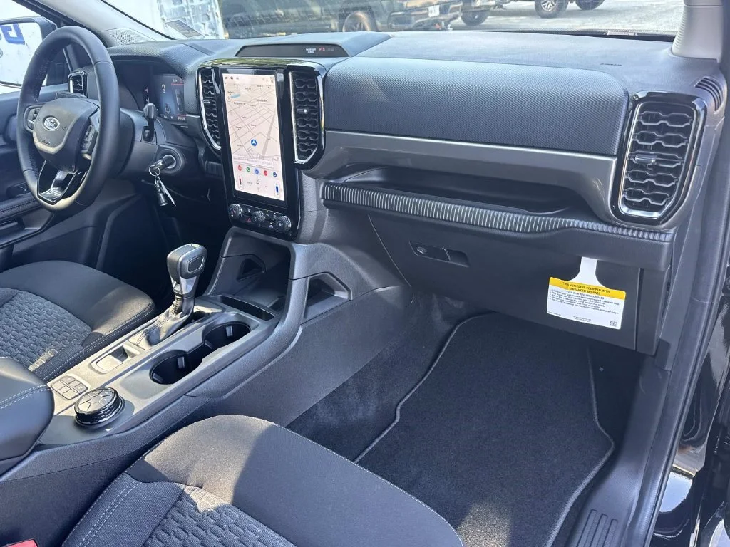New 2026 Shadow Black Ford XLT image 24