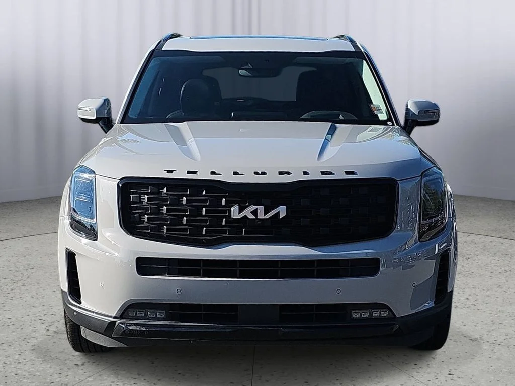 Used 2022 Gray Kia SX image 8
