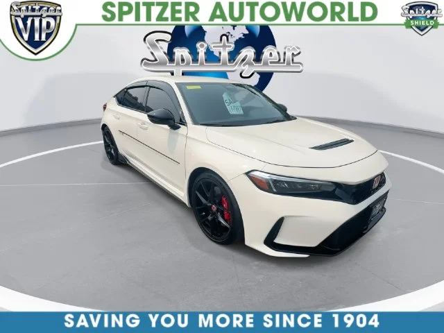 Used 2024 White Honda  image 3
