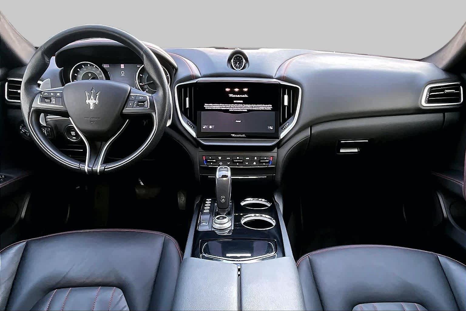 Used 2022 Bianco Maserati Modena image 15