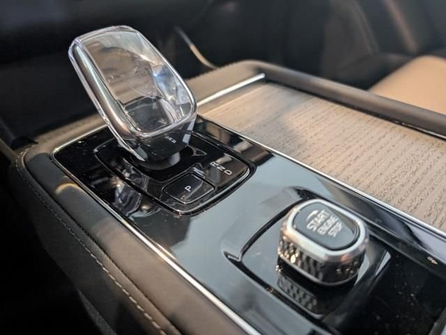 2026 Volvo XC90 Ultra - Photo 22