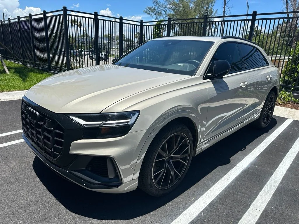 2021 Audi SQ8 Premium Plus's photo
