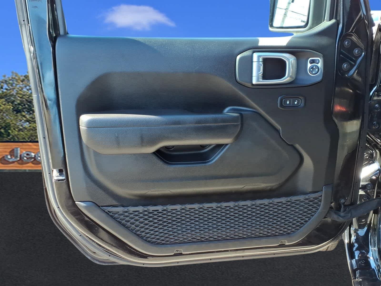 Used 2024 Black Clearcoat Jeep Sport S image 11