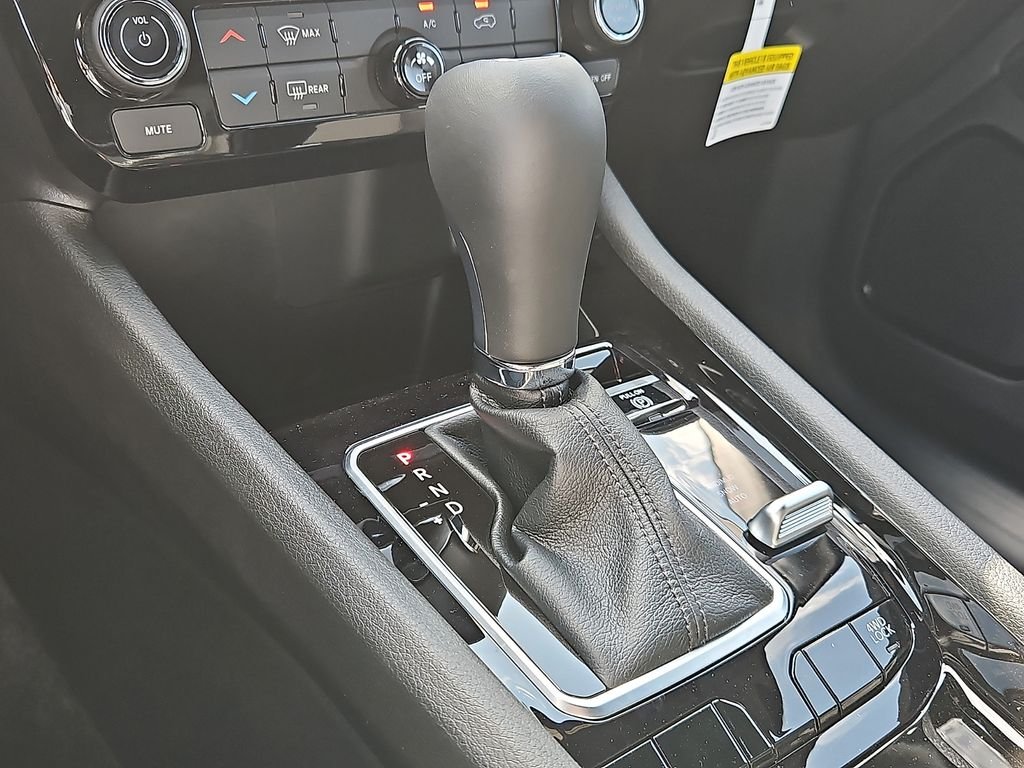 New 2026 Fathom Blue Pearl Coat Jeep Latitude image 19