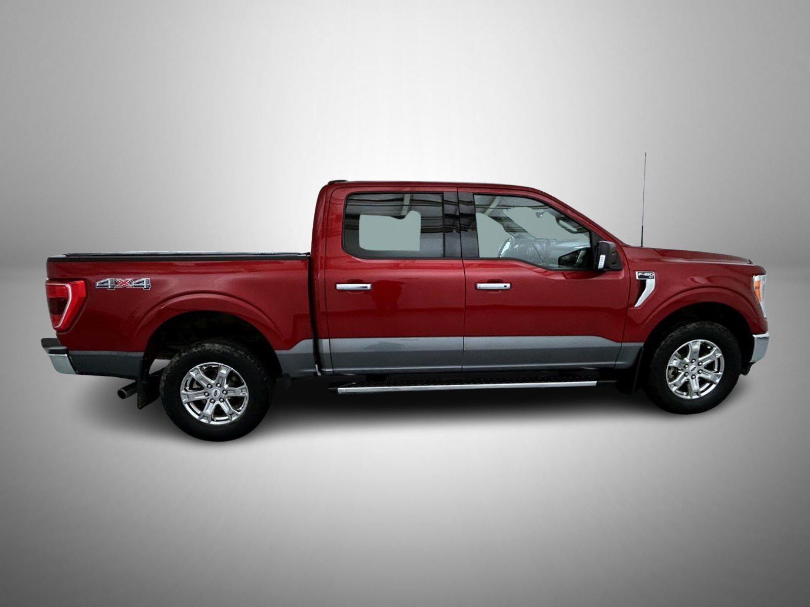 Used 2021 Red Ford XLT image 4