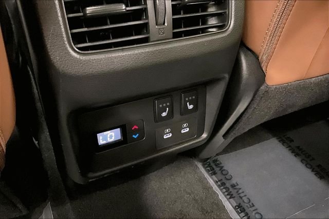 2025 Nissan Rogue Platinum - Photo 33