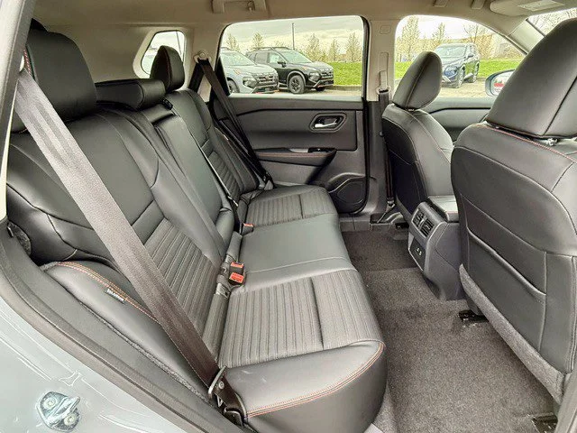 New 2027 Boulder Gray Pearl Nissan Rock Creek image 14