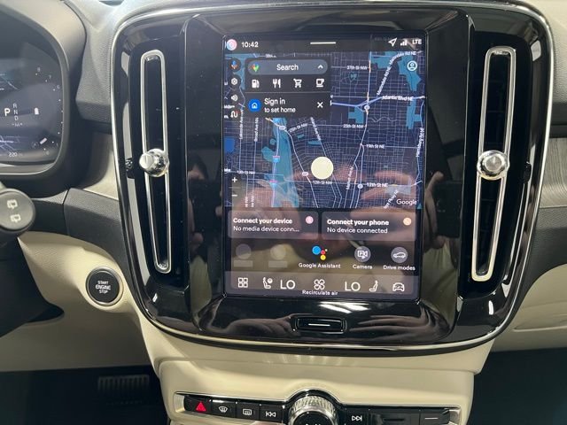 2026 Volvo XC40 Ultra - Photo 20