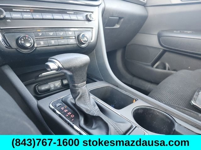 Used 2020 Gray Kia LX image 35