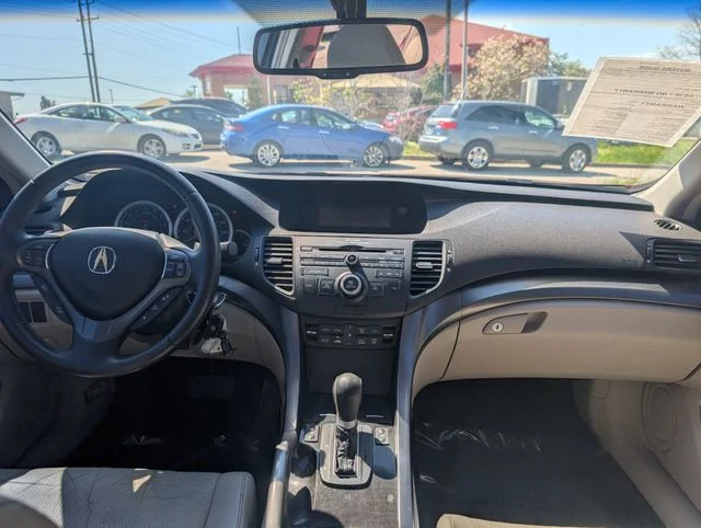 Used 2011 Red Acura 2.4 image 15