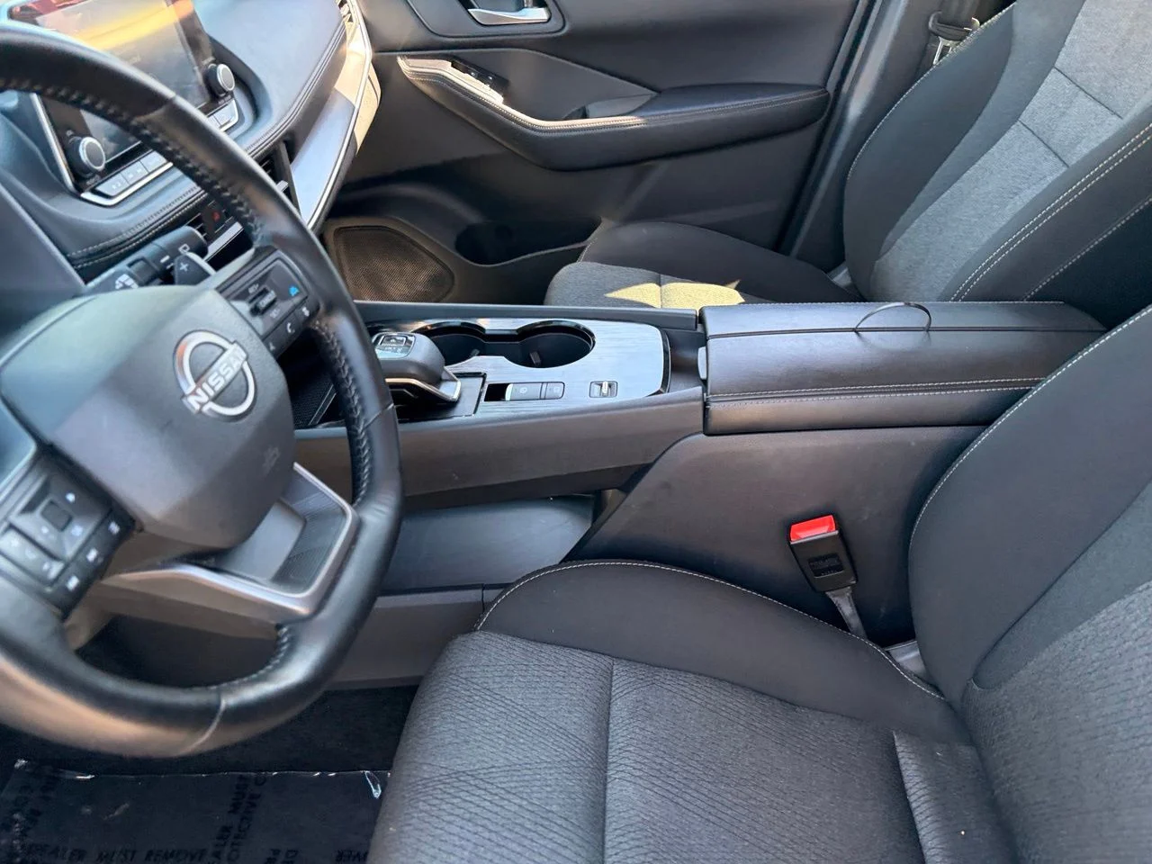 Used 2025 Super Black Nissan SV image 17