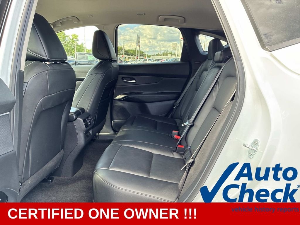 Used 2025 White Nissan SV image 16