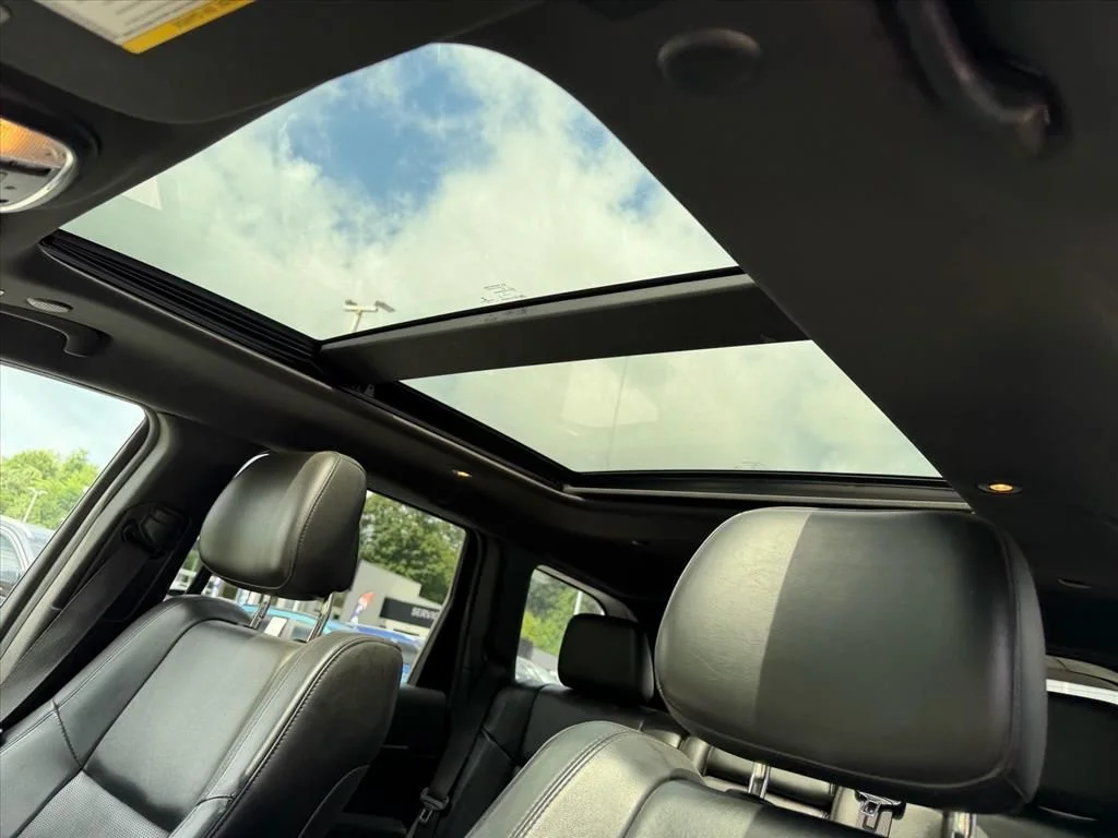 Used 2020 Gray Jeep Limited image 18