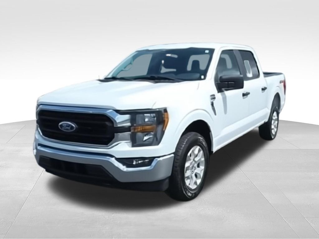 Used 2023 White Ford XLT image 3