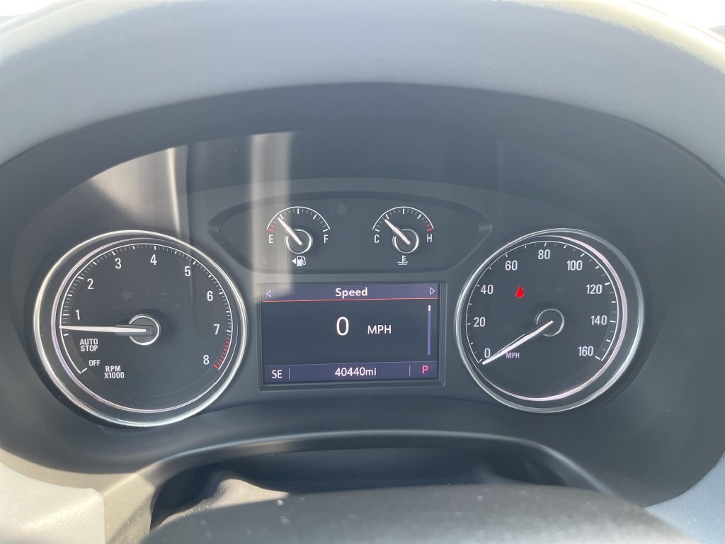 Used 2022 Silver Buick Essence image 16