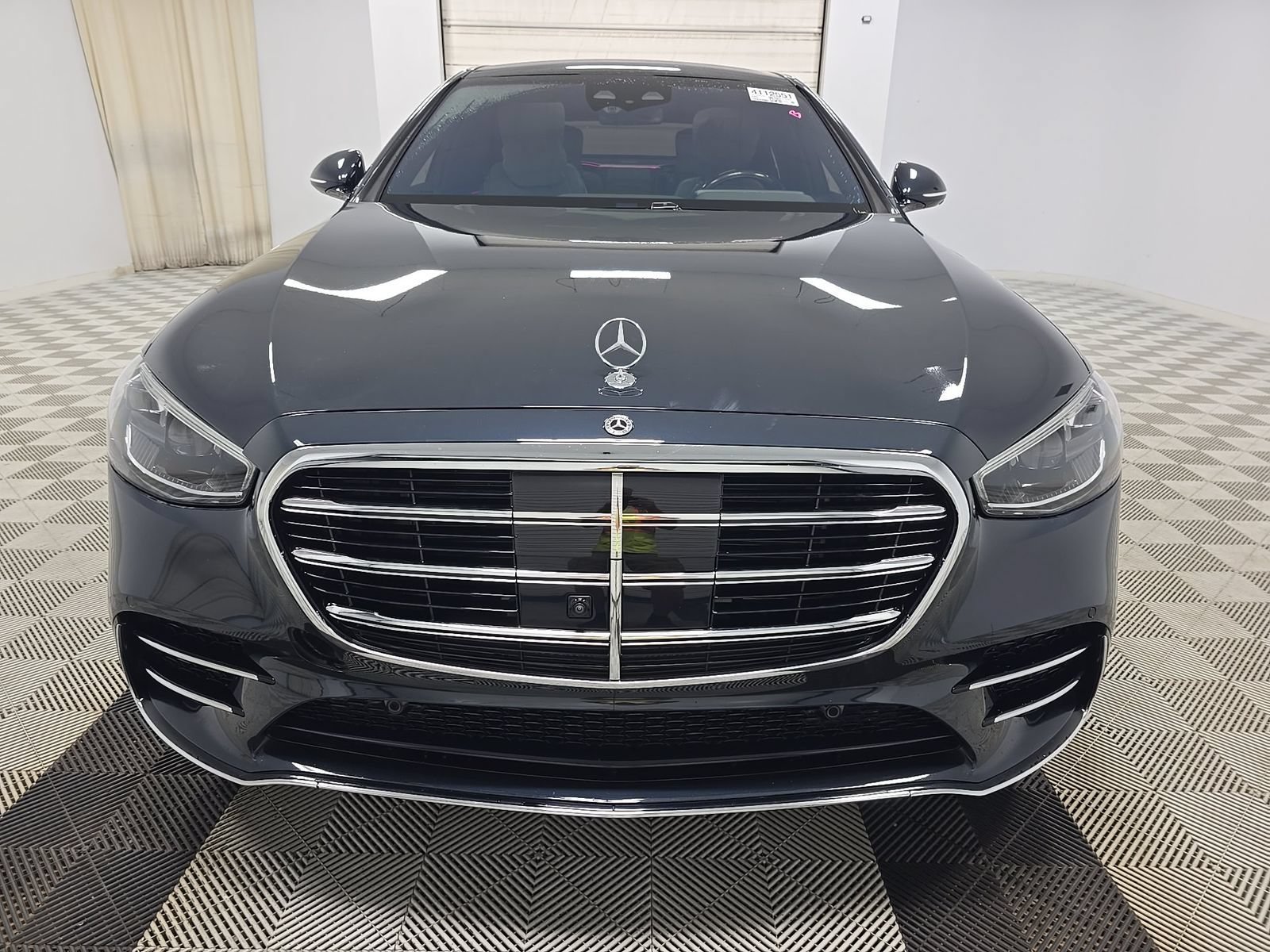 Certified Used 2021 Anthracite Blue Metallic Mercedes-Benz S 580 image 2