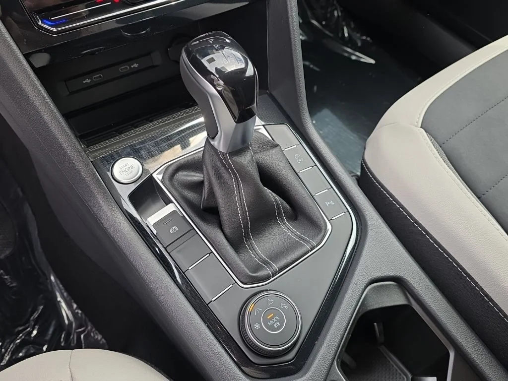 New 2026 Monument Gray Volkswagen 1.5T SE image 22
