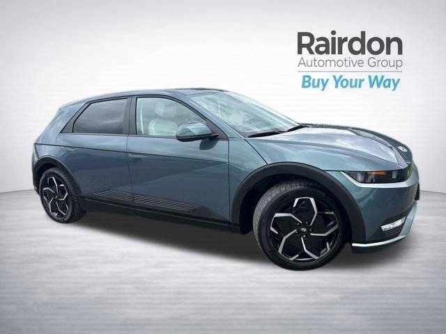 Used 2023 Digital Teal Hyundai SEL image 1