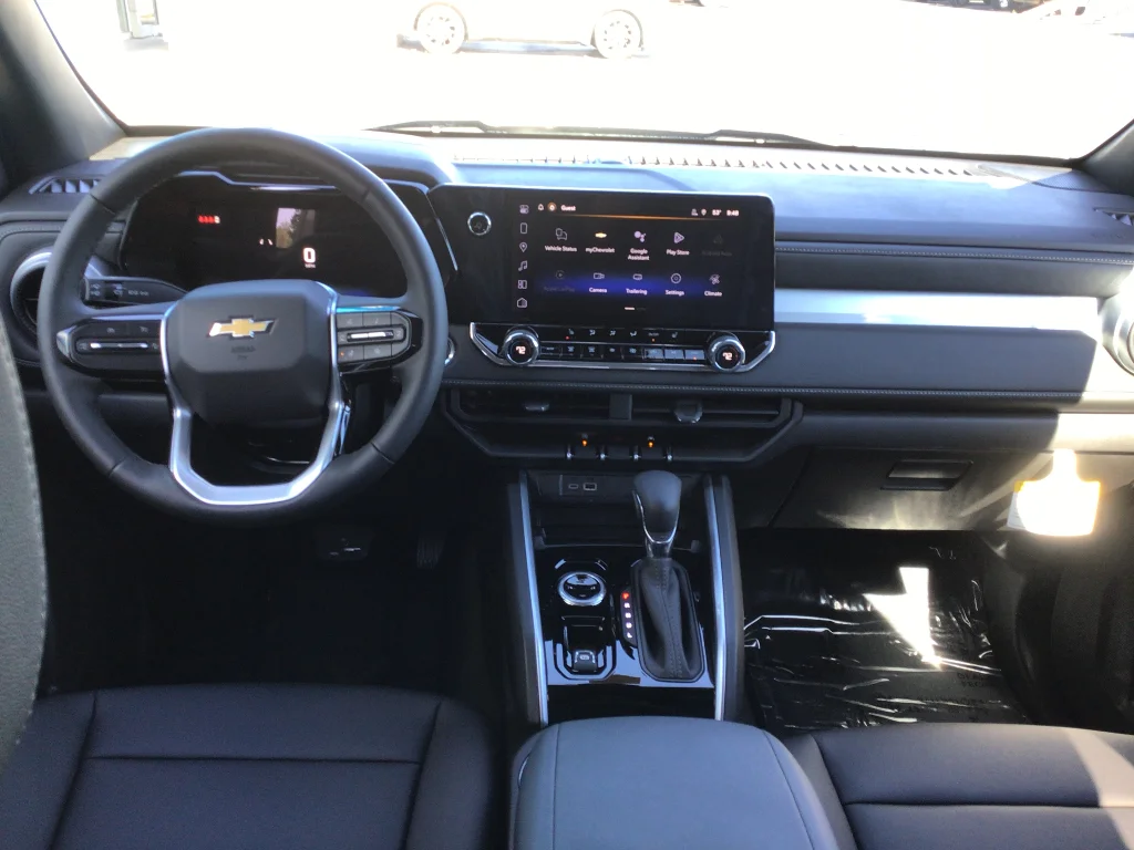 2026 Chevrolet Colorado LT - Photo 13