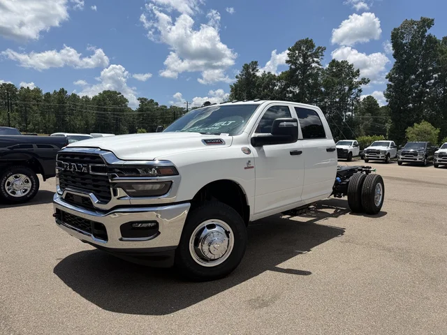 2026 RAM 3500 Chassis Cab Tradesman