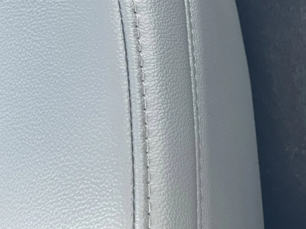 New 2026 Oxford White Ford XL image 25