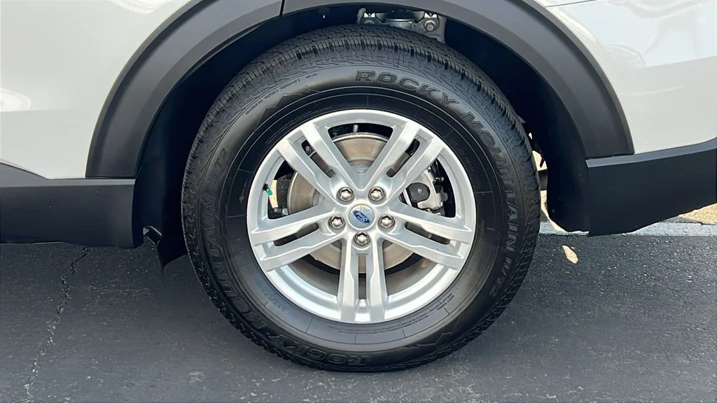 Certified Used 2023 Star White Ford XLT image 7