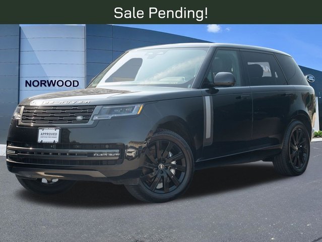2025 Land Rover Range Rover SE